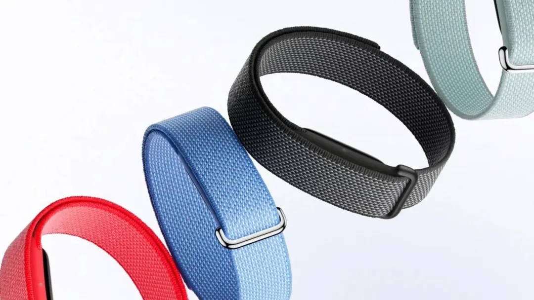 Fitbit Air получил распознавание 100 тренировок и браслет Metal Mesh
