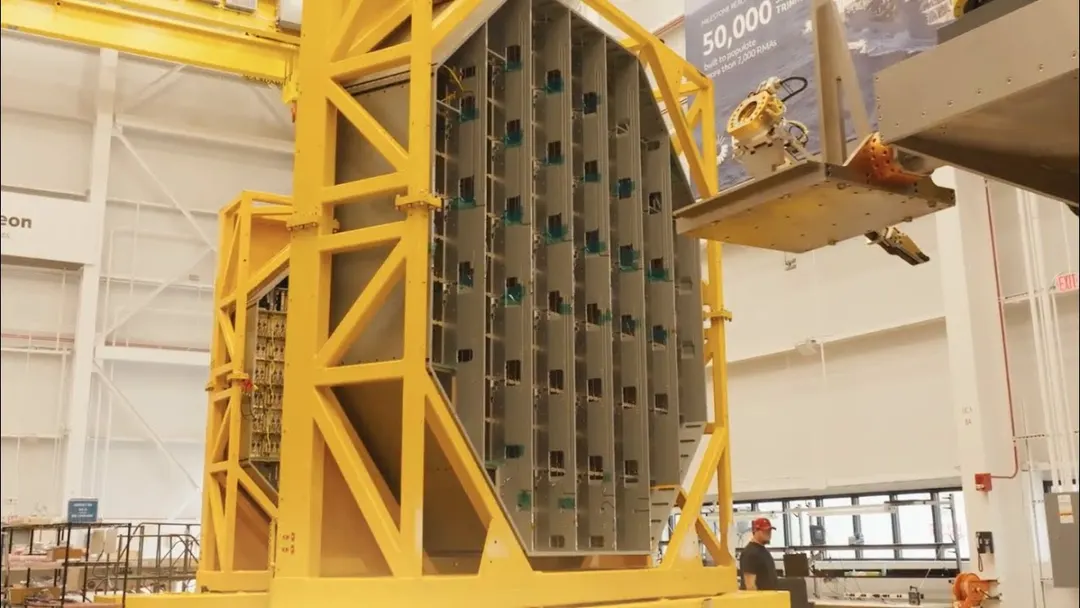 Raytheon улучшит радары SPY-6 ВМС США софтом для малых целей