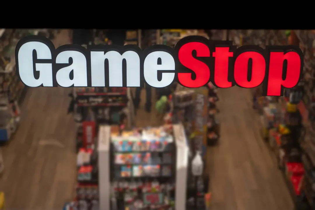Глава GameStop увеличил долю до 9,1%, купив акций на $23 млн