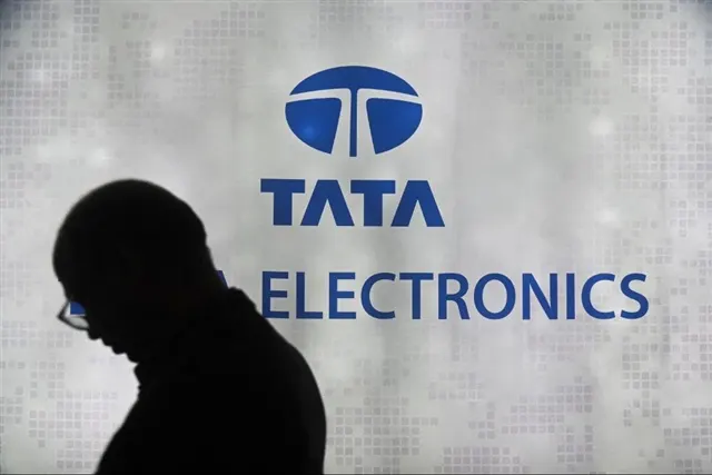 Флагманская фабрика Tata в Гуджарате под давлением акционеров