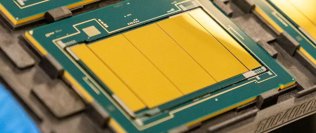 Разбор дорожных карт упаковки Intel EMIB и Foveros