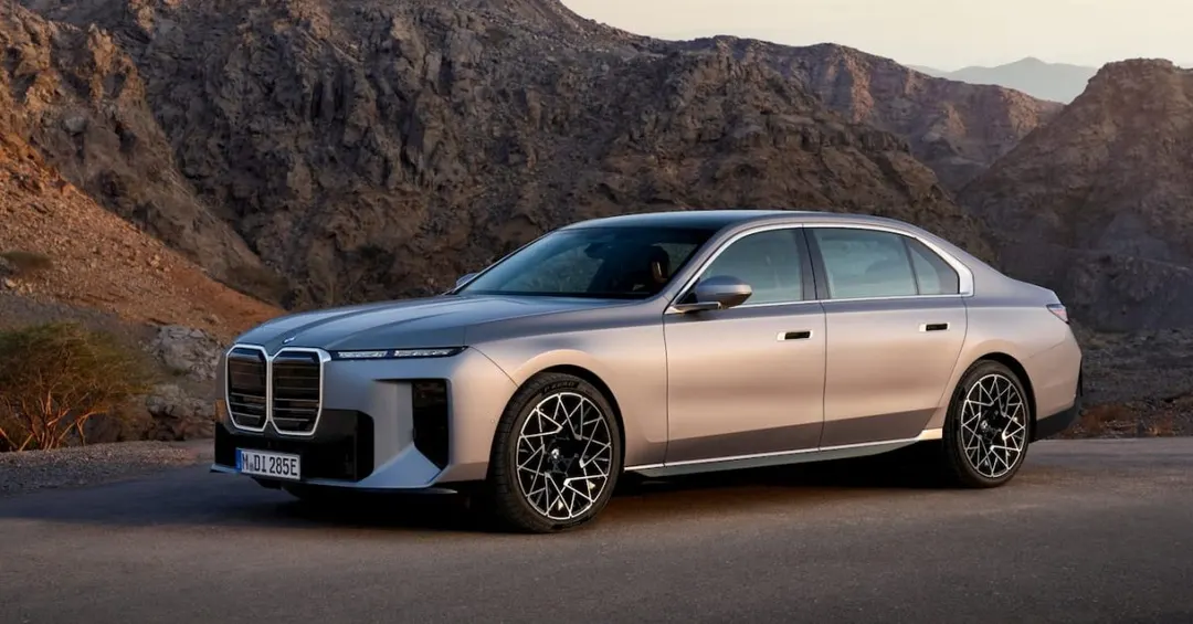 BMW запустила в Британии программу i7 для шофёров