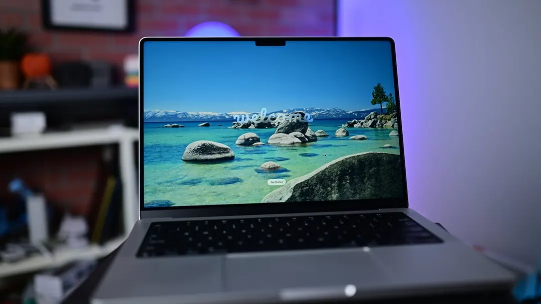 Apple проведёт презентацию 28 октября: MacBook Pro с сенсорным OLED-экраном и iPad mini