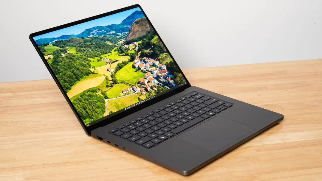 Тест RTX Spark в Surface Laptop Ultra: сильный локальный ИИ, слабый гейминг