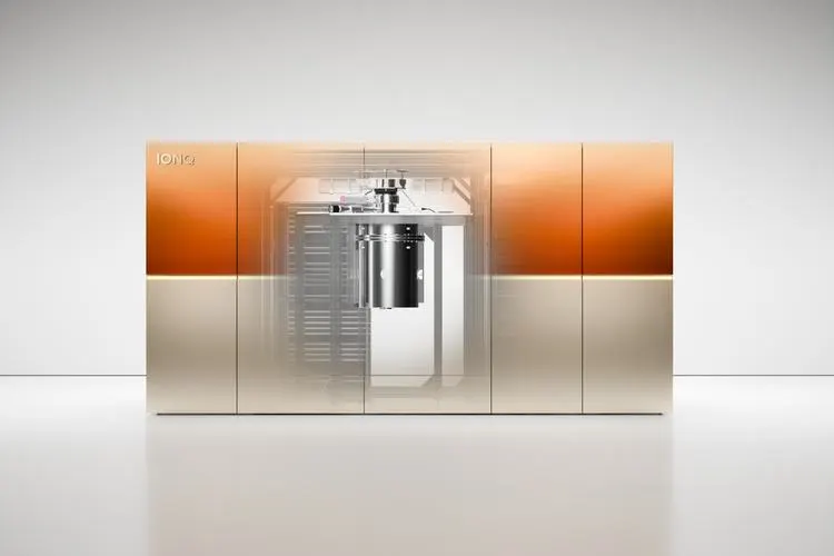 IonQ открыла квантовый центр в Кембридже с системой Superion 256