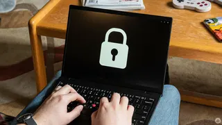 Канадский центр кибербезопасности предупредил об ИИ-мошенничестве перед праздничными покупками