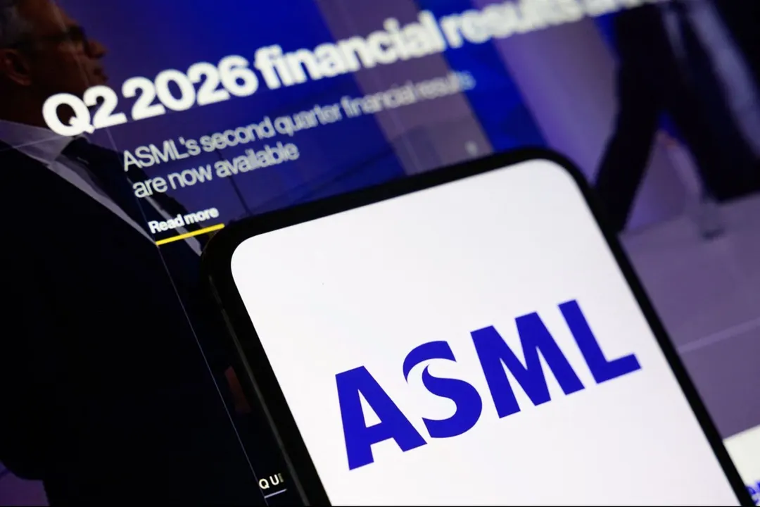 ASML патентует гибридный бондер для продвинутой упаковки чипов