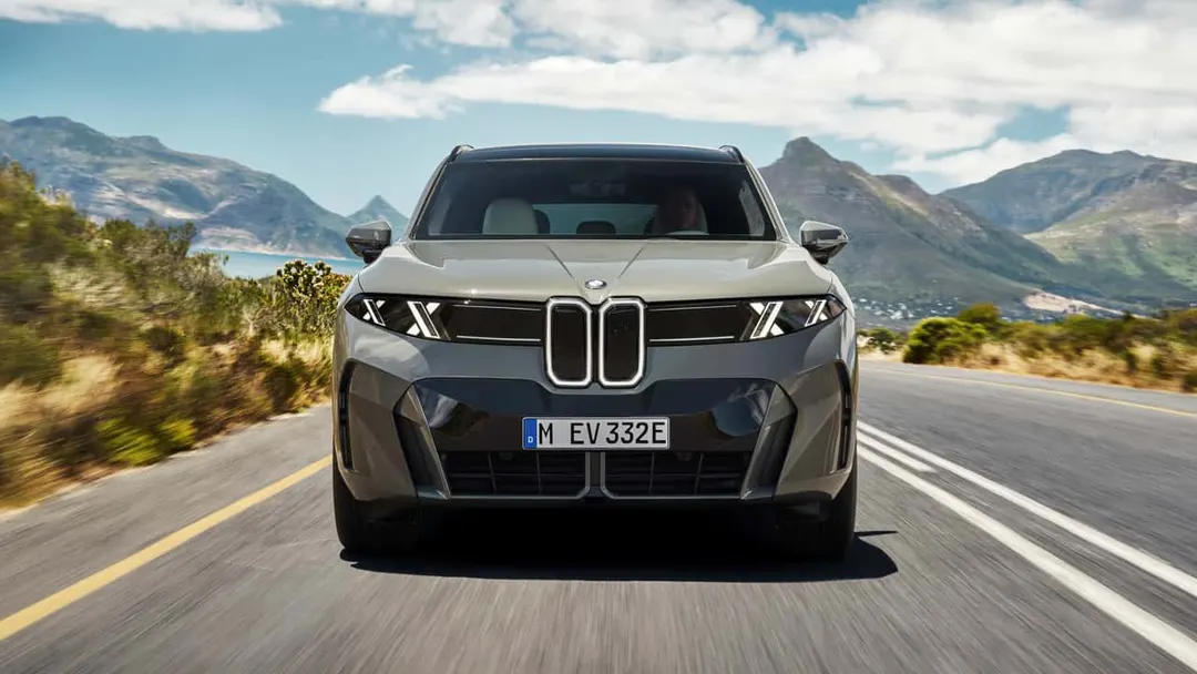 BMW iX5: запас хода вырос до 450 миль перед стартом продаж в США