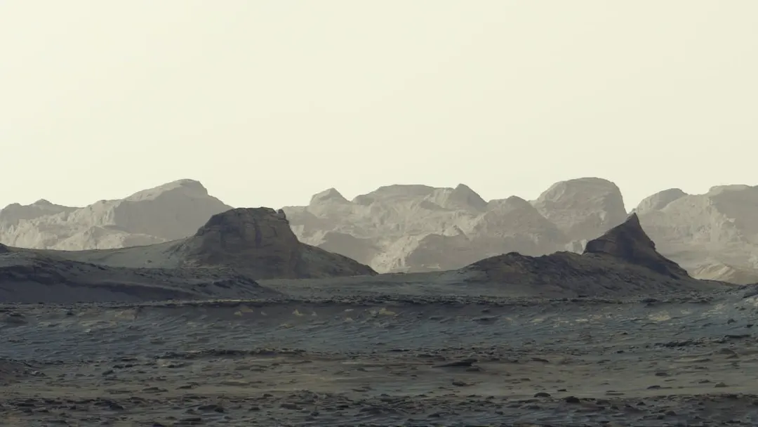 Curiosity сняла Марс без цветокоррекции — пейзаж вышел сине-серым