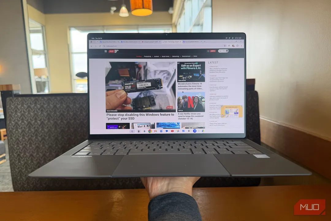 Обзор Asus Googlebook 14: 3K OLED и Gemini за $1299