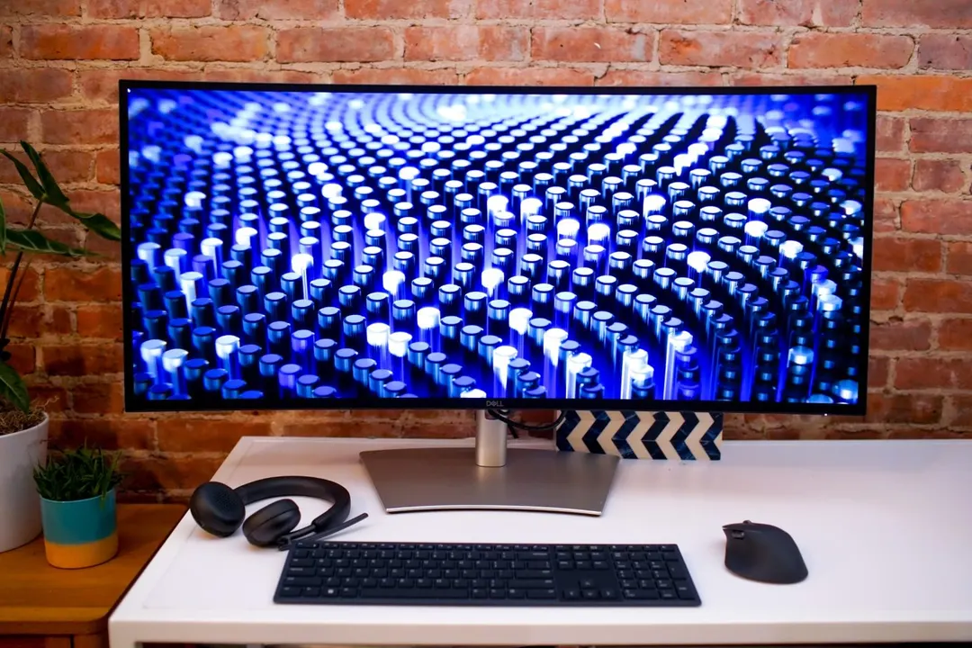 Dell повышает цены на мониторы на 3–5%