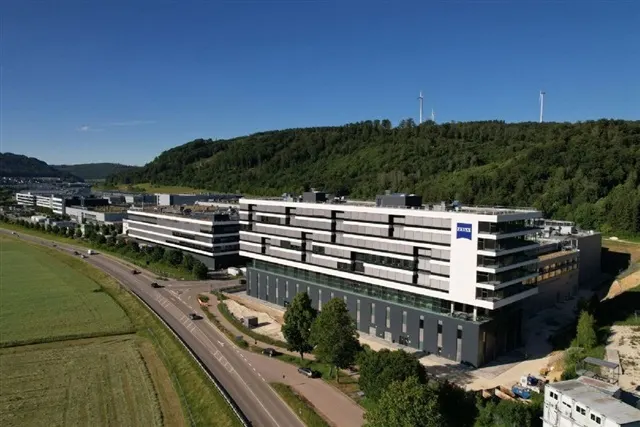 Zeiss: оптика High-NA EUV готова к серийному производству, заказы до 2027 года