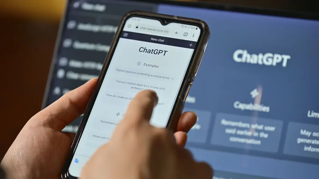OpenAI добавила в ChatGPT два хинди-голоса Neer и Leher