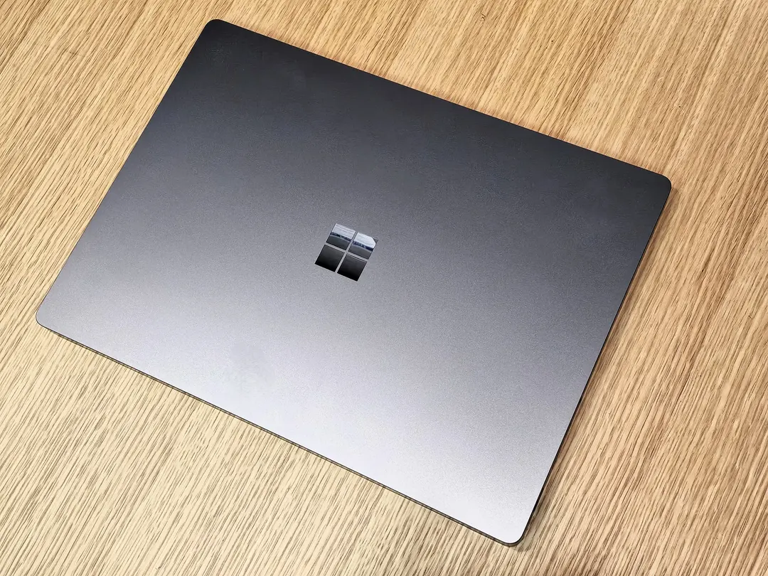 Тест Surface Laptop Ultra с RTX Spark: слабый CPU, сильная графика