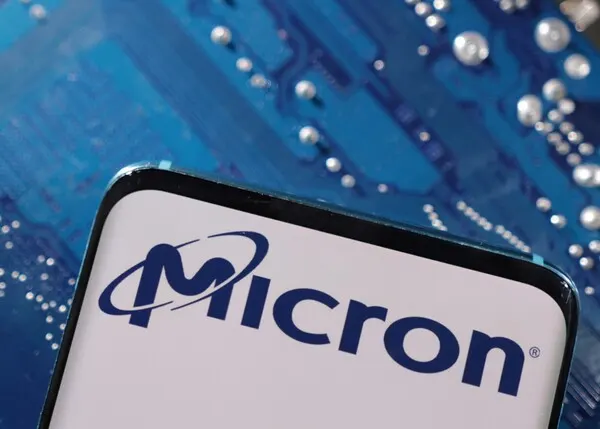 Micron представила память EIM для физического ИИ, CXMT раскрыла планы по 4F² DRAM