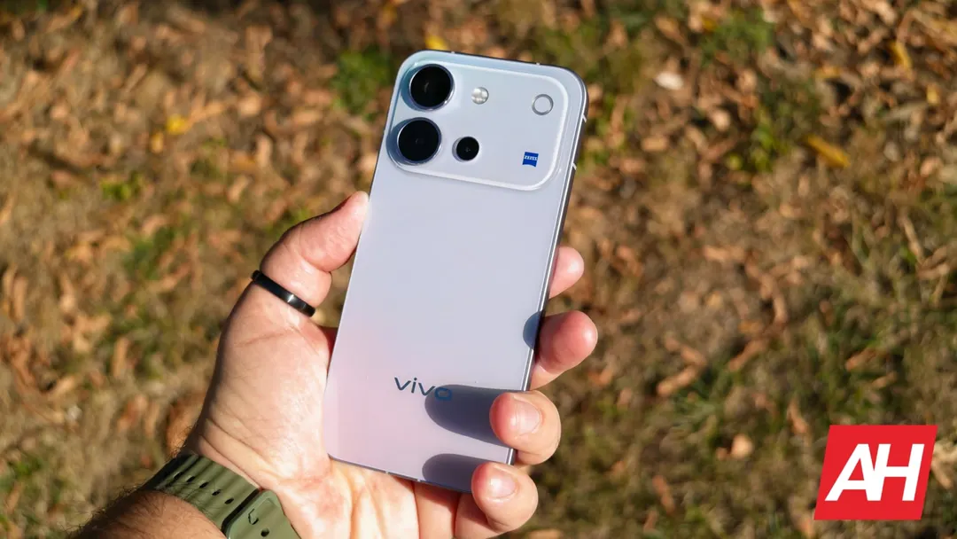 Обзор Vivo V80: батарея 7200 мАч и 144 Гц за ~$660