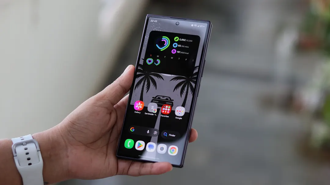 Samsung считает выход iPhone Duo драйвером инноваций в складных смартфонах
