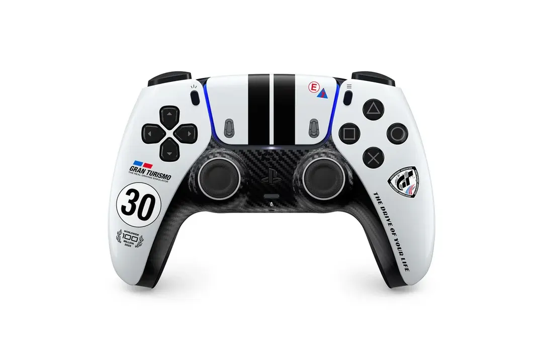 PlayStation выпустила DualSense к 30-летию Gran Turismo за $84,99