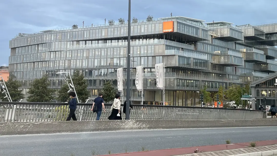 Сбой мобильной сети Orange во Франции: звонки и интернет недоступны