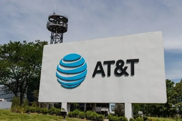AT&T: лишь 1% клиентов ещё пользуются медной связью