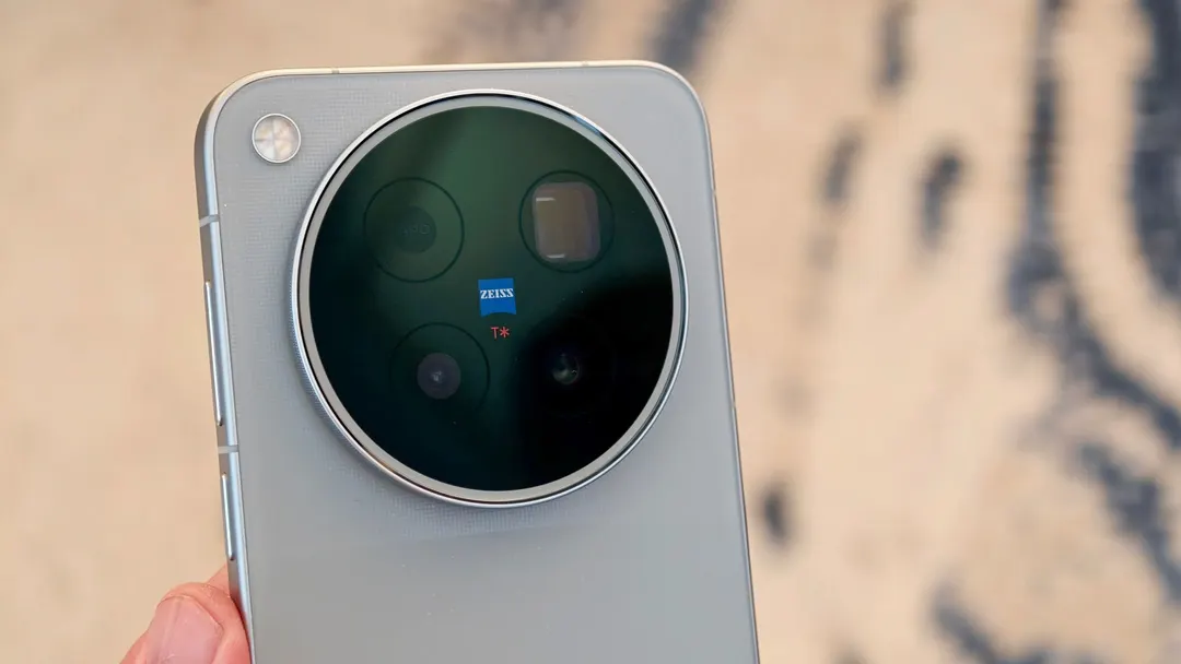 Vivo X500 Pro Max для Европы получит батарею 6750 мАч вместо 8000