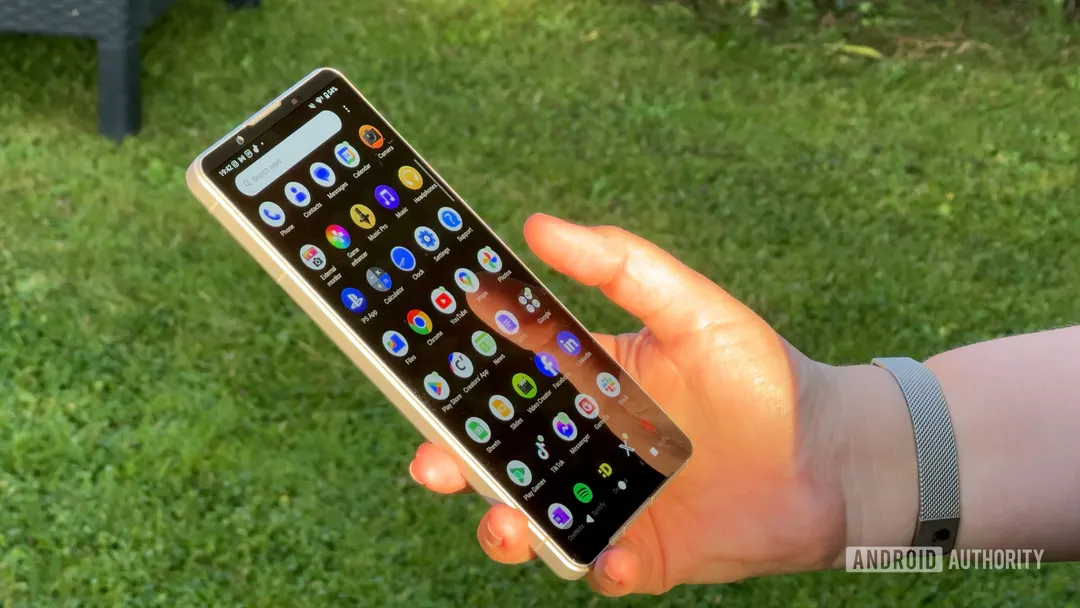 Sony отключила обходной путь для 5G на импортных Xperia