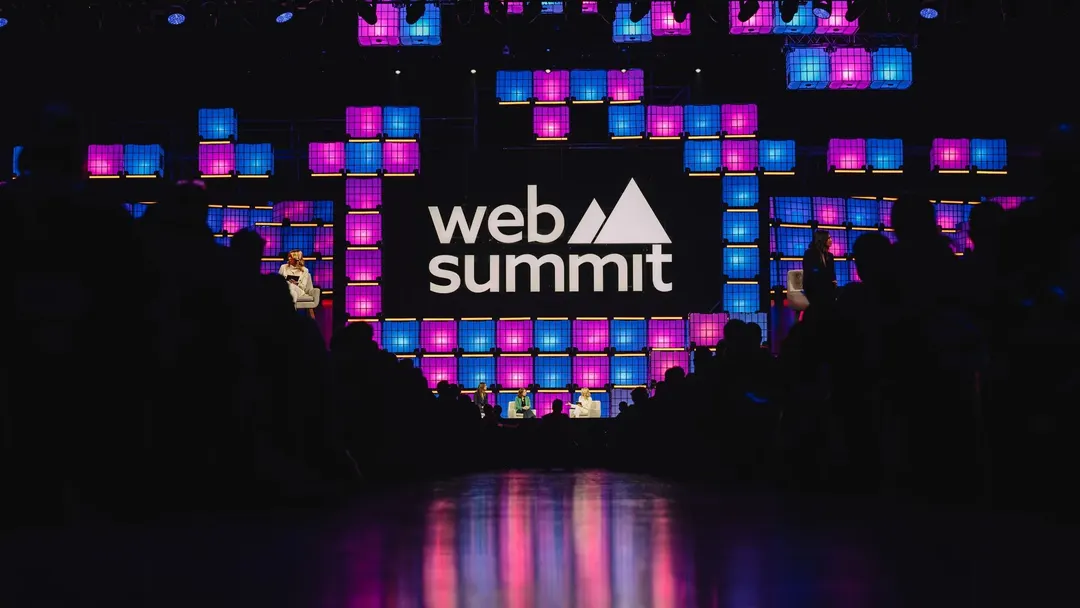 Опрос Web Summit: 59% техспециалистов заявили, что ИИ увеличил их нагрузку