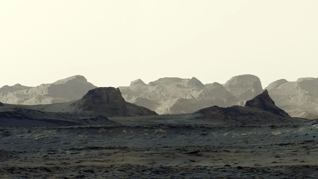 Curiosity сняла панораму загадочных марсианских утёсов