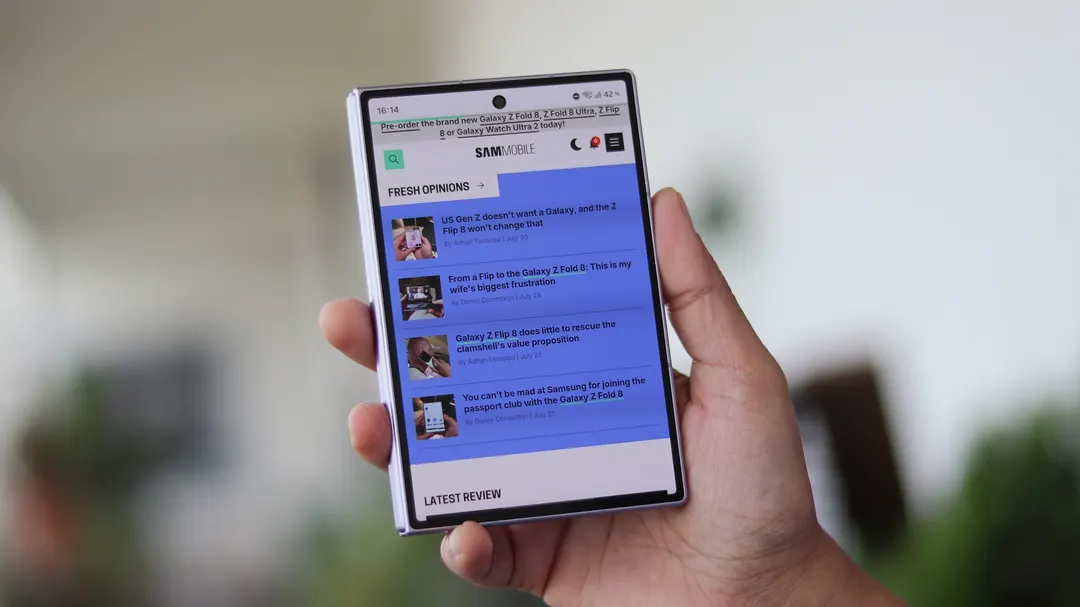 Galaxy Z Fold 8 лучше адаптирует приложения, чем iPhone Duo