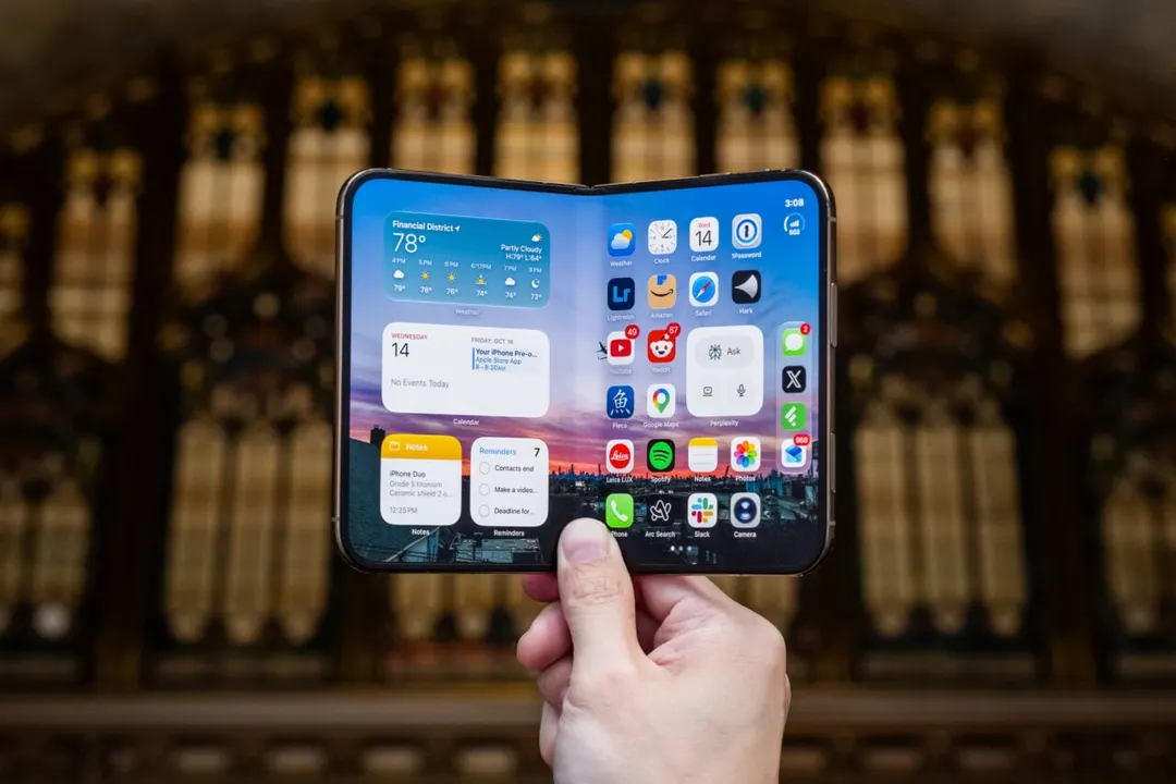Снятие матового слоя с iPhone Duo показало неровный экран
