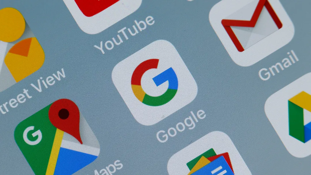 Google автоматически привязывает номер телефона ко всем аккаунтам на Android