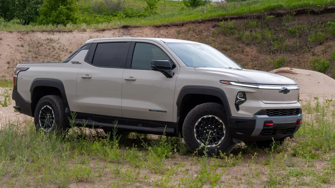 GM: электрические пикапы по-прежнему имеют смысл, несмотря на слабые продажи