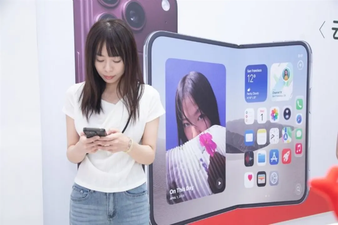 iPhone Duo вышел в Китае: поставки растянулись до 2027 года