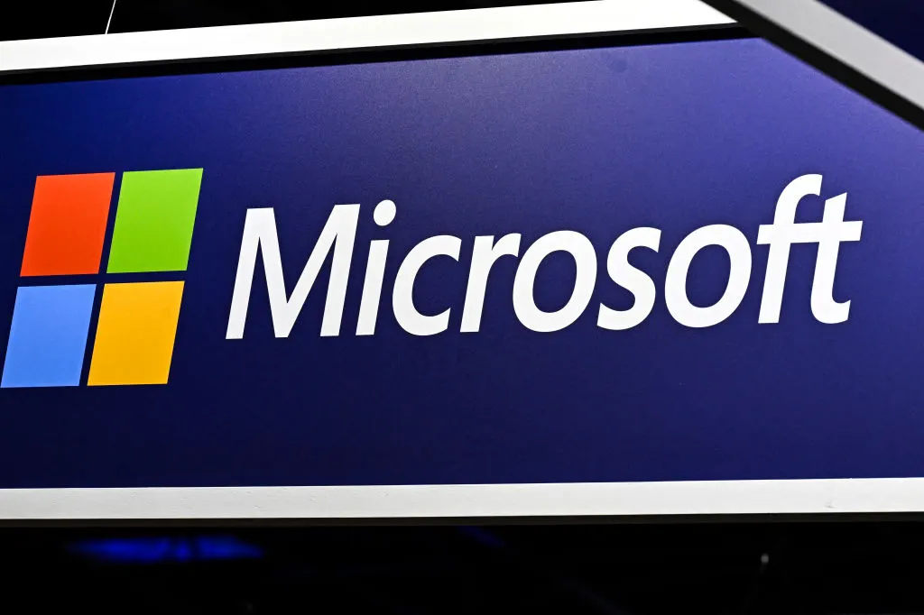 Microsoft обучила ИИ-агента через RL на проверках бенчмарка