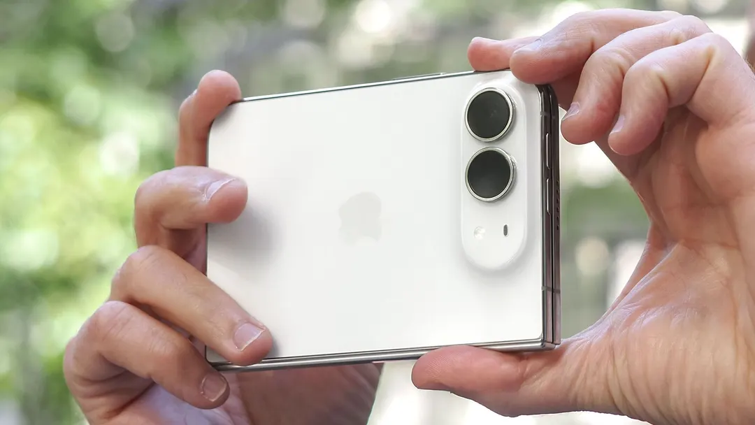 Тест зума iPhone Duo: отсутствие телеобъектива заметно уже на 4x