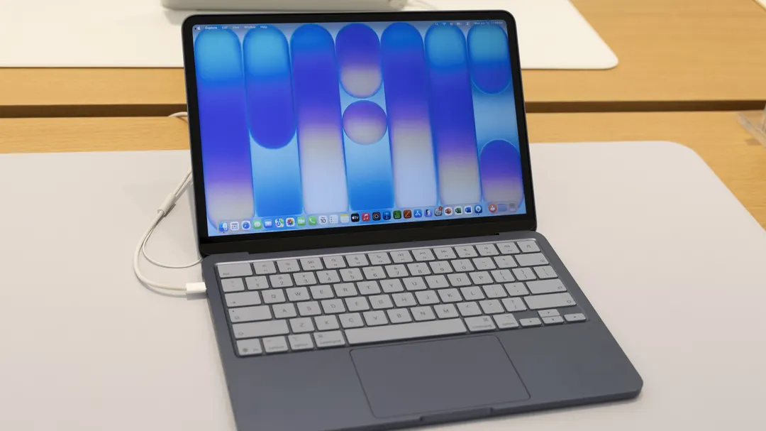 Обзор MacBook Neo: iPhone-чип A18 Pro в ноутбуке за $700