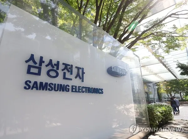 iPhone Duo грозит Samsung: складной рынок и рост цен на память