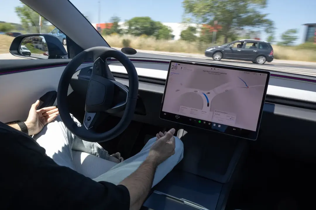 Turo начнёт помечать Tesla с включённым FSD в аренде