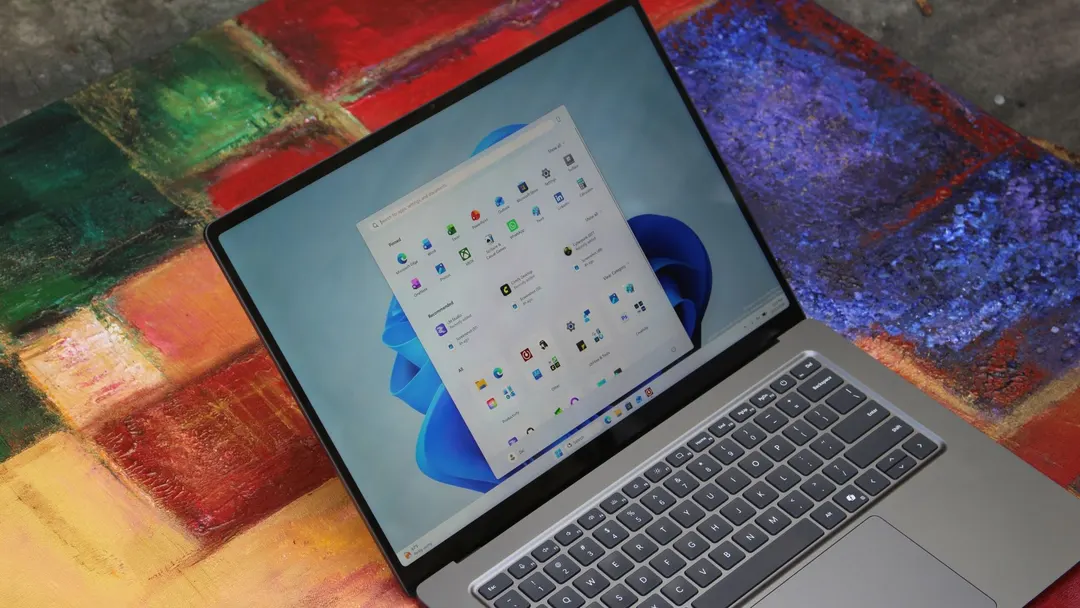 Прошивка Surface Laptop Ultra исправила мерцание экрана и долгую перезагрузку