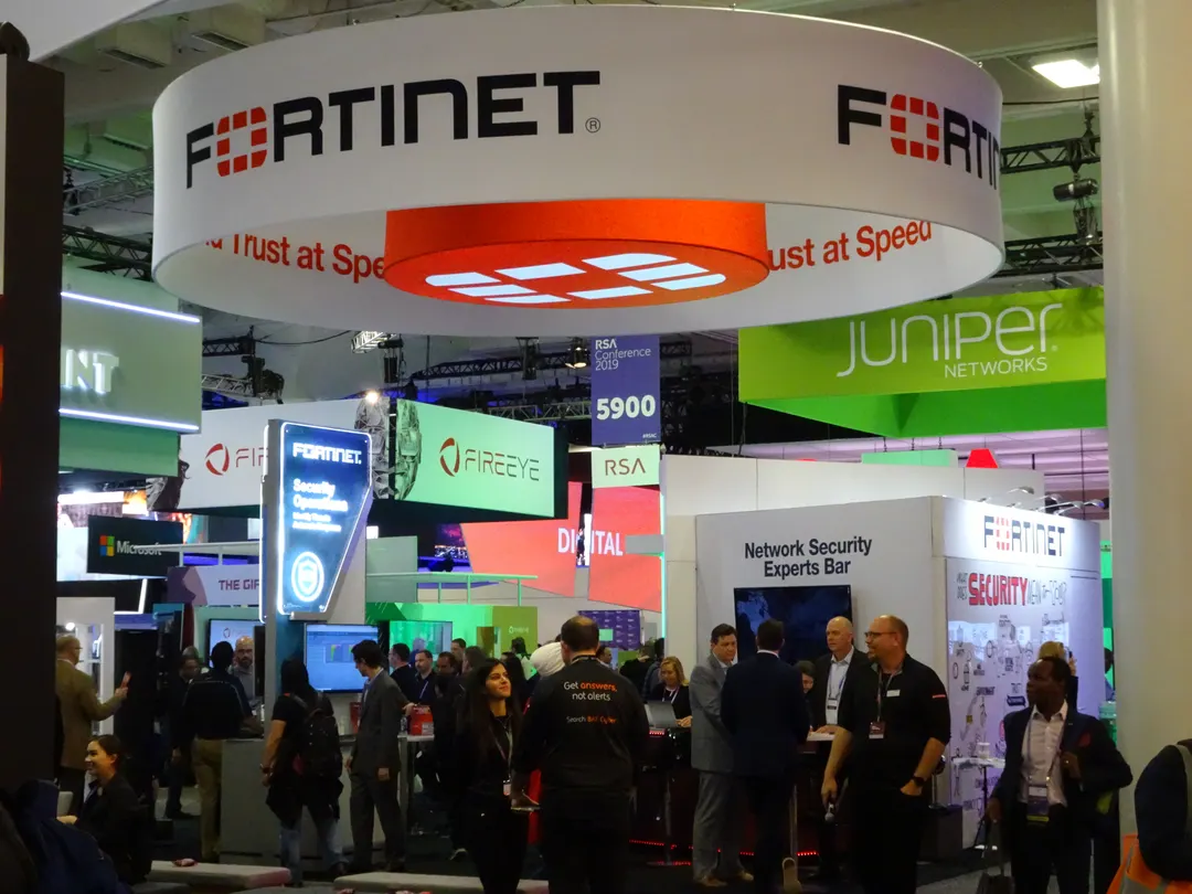 Fortinet расширила защиту FortiGate на ИИ-трафик