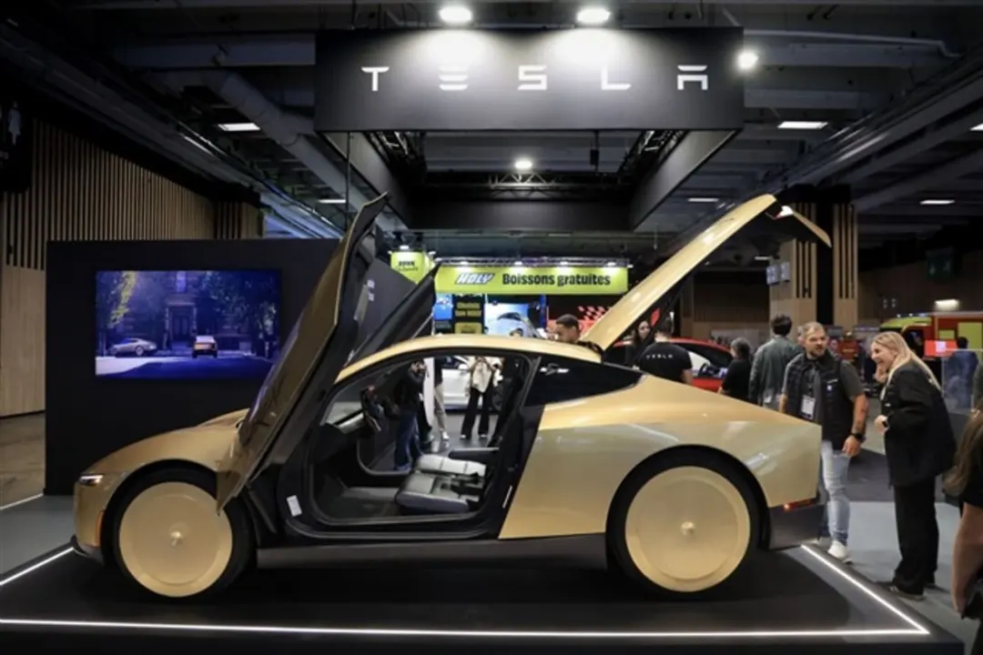 Tesla делает ставку на Cybercab на фоне падения выручки от авто