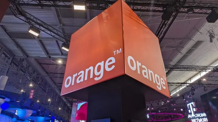 Orange снова повысила прогноз по прибыли на 2026 год