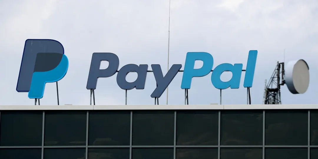 PayPal: выручка Q3 выросла на 2% до $8,58 млрд, прогноз EPS повышен до ~$5,60