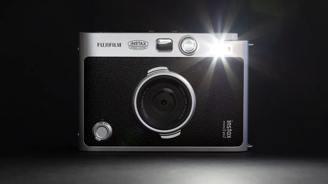 Обзор Instax Mini Evo 2: гибридная камера с мгновенной печатью
