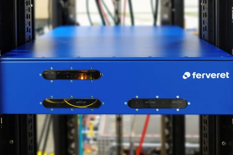 Ferveret развернула иммерсионное охлаждение в стойке на HPC-платформе MIT