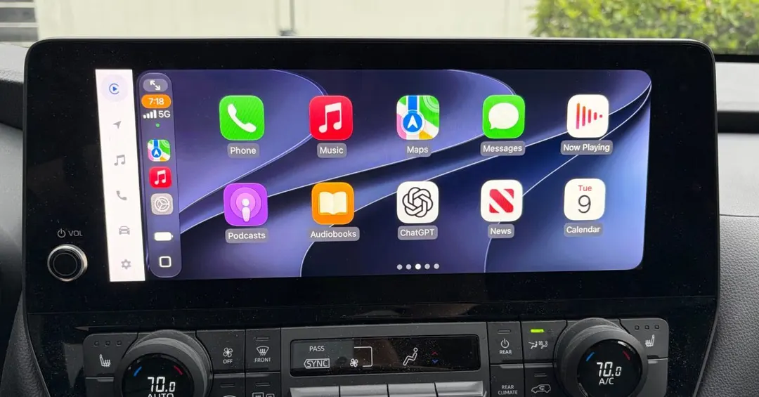 iOS 27.2 принёс в CarPlay улучшения Siri AI и подкастов