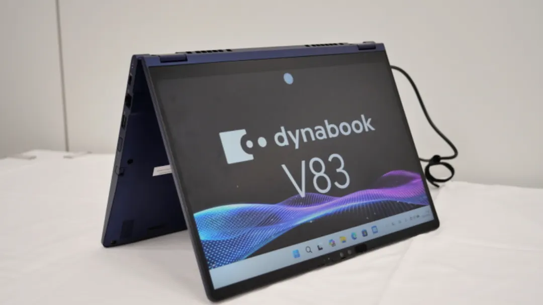 Dynabook V83/PA: конвертируемый ноутбук весом 989 г со стилусом внутри корпуса