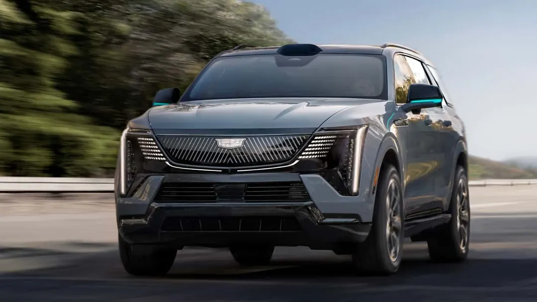 GM: подход к автопилоту только на камерах «игнорирует физику»