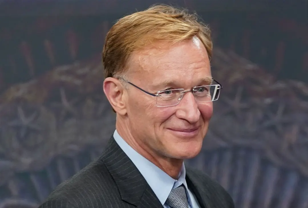 Corning досрочно достигла годовой выручки $20 млрд благодаря оптике для ИИ