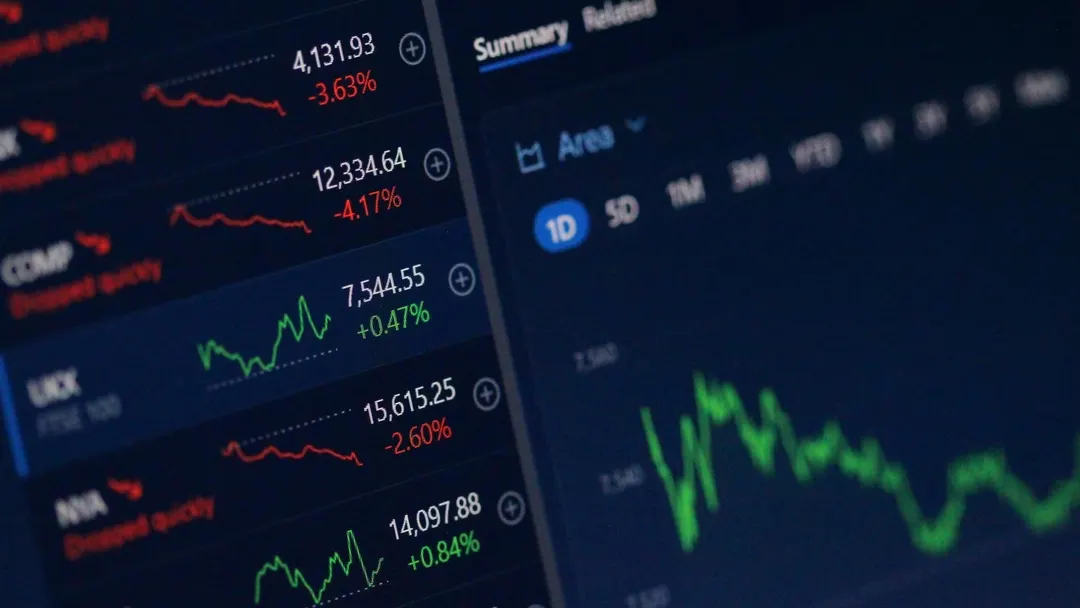 CFTC снова проверяет Polymarket из-за доступа пользователей из США